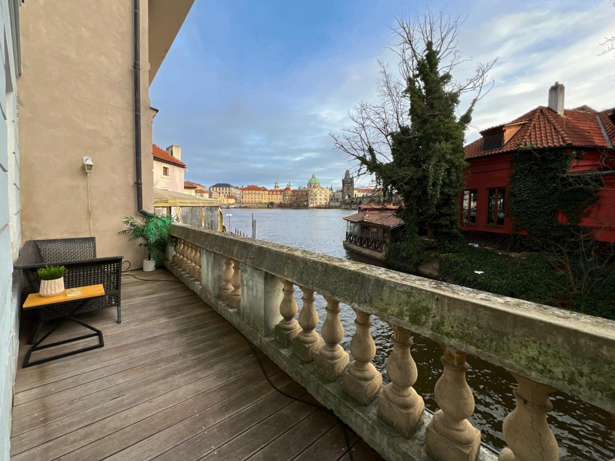 Residence Charles Bridge Prague Extérieur photo